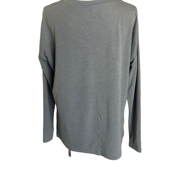 Old Navy Active Long Sleeve Top - Picture 4 of 6